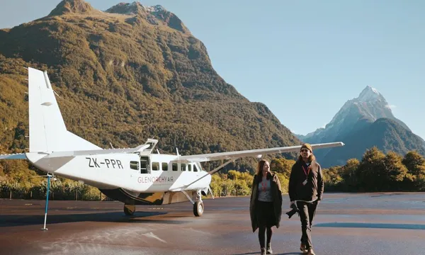 Scenic Flight and Nature Cruise, 4 Hours - Milford Sound