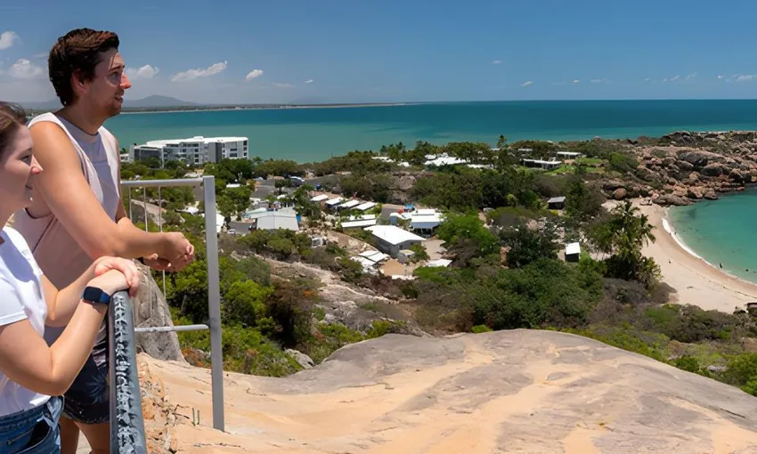 Bowen Beaches and Seafood Tour from Airlie Beach | Experience Oz