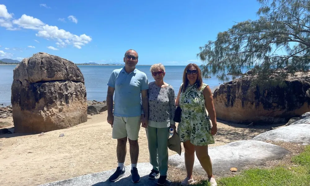 Bowen Beaches and Seafood Tour from Airlie Beach | Experience Oz-1