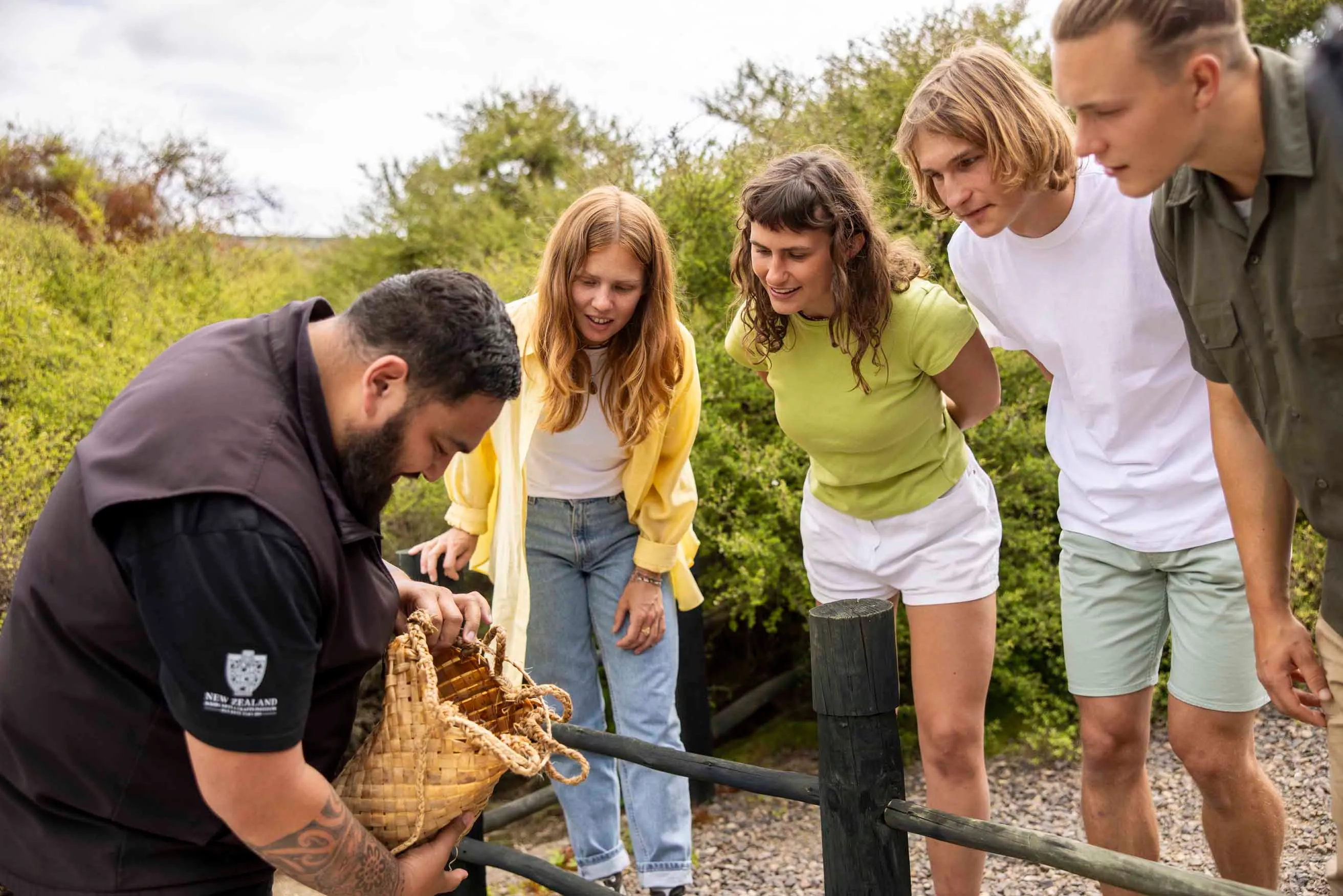 Rotorua Guided Cultural and Geothermal Walk | Experience Oz + NZ-1
