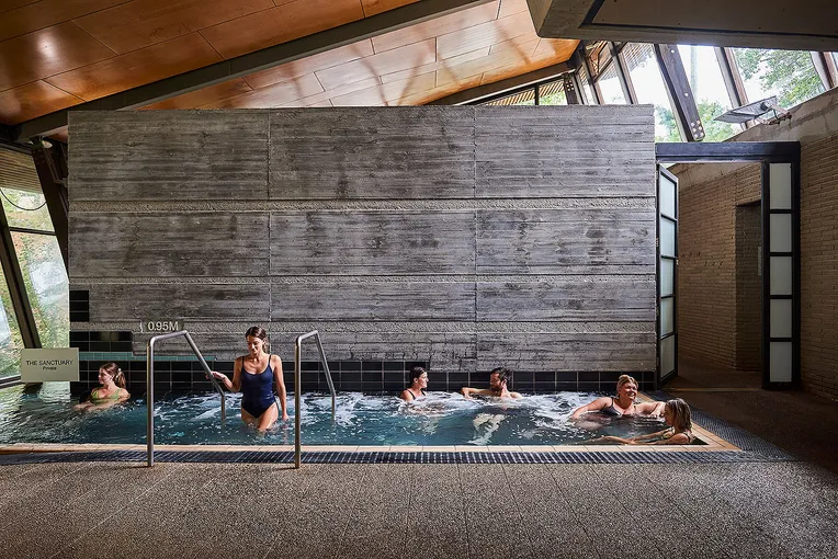 Sanctuary Bathing with Apothecary Ritual | Experience Oz