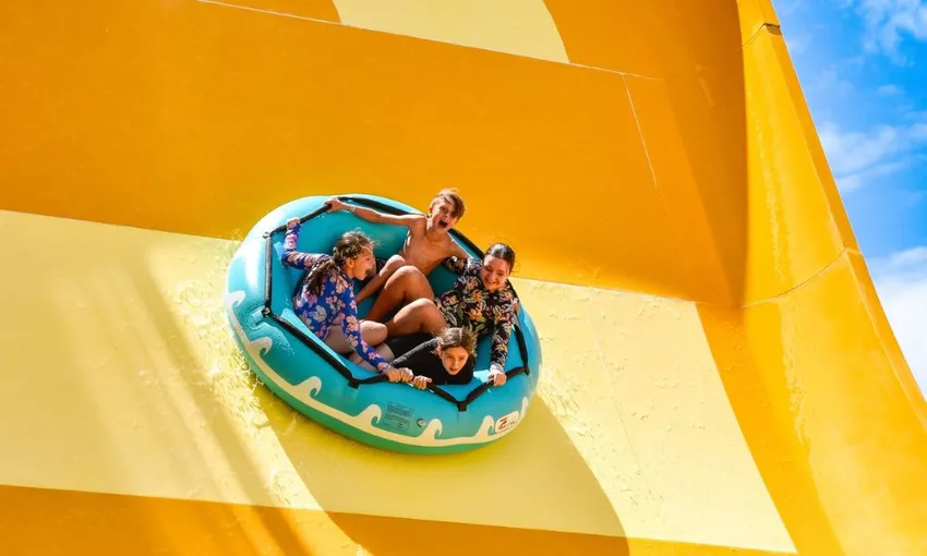 Gumbuya World Wildlife Trail, Rides & Water Park | Experience Oz