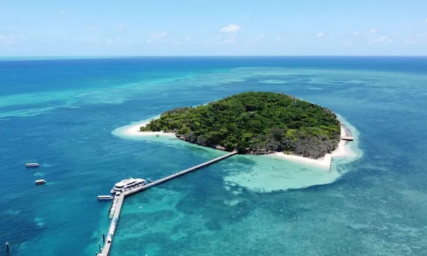 Fitzroy & Green Islands Full-Day Cruise from Cairns