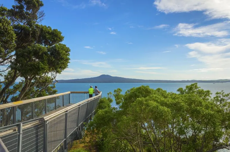 Auckland Wild West Coast Tour & Brewery Lunch | Experience Oz + NZ
