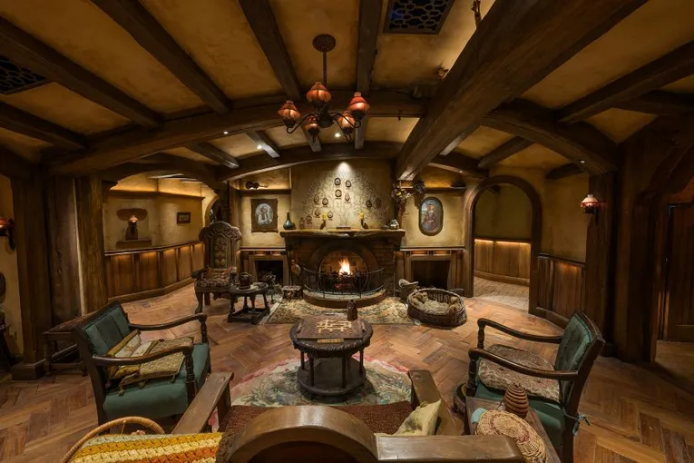2-Day Hobbiton & Geothermal Wonders Tour | Experience Oz + NZ