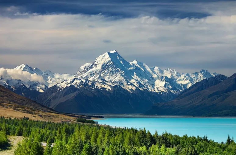 Queenstown to Mt Cook Small Group Tour | Experience Oz + NZ