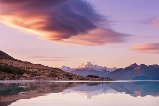 Queenstown to Tekapo Transfer & Small Group Tour via Mt Cook