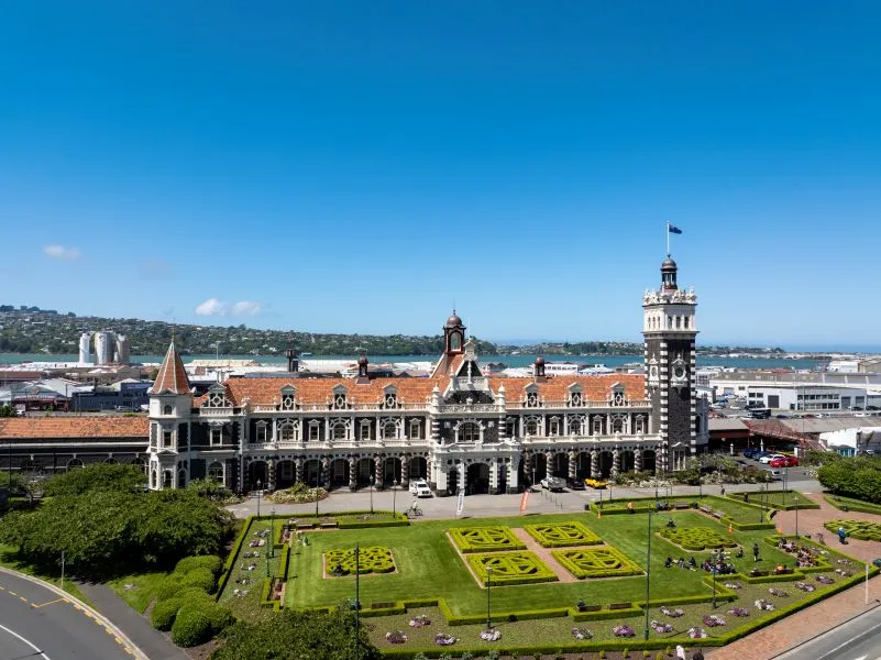 Queenstown to Dunedin with Taieri Gorge Train | Experience Oz + NZ-5