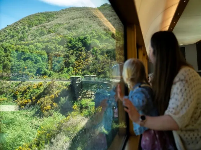 Queenstown to Dunedin with Taieri Gorge Train | Experience Oz + NZ