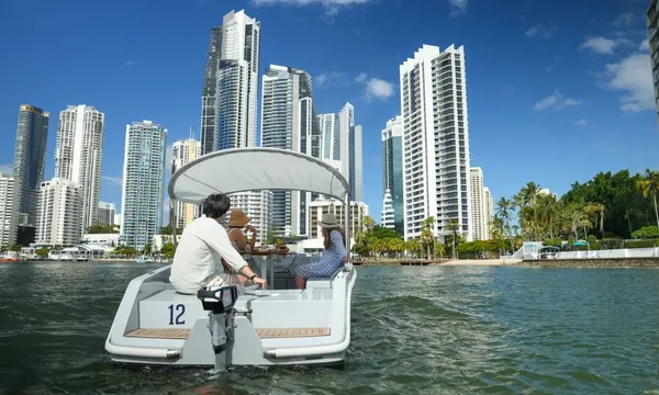 Electric Picnic Boat Hire, 1 Hour - Gold Coast