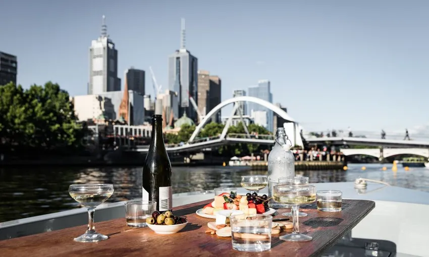 Electric Picnic Boat Hire, 3 Hours - Melbourne