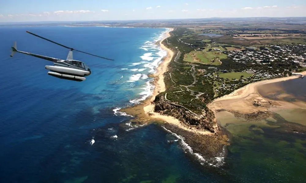 Coastline Helicopter Flight - 20 Minutes - For 2 | Experience Oz-1
