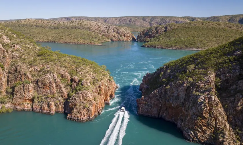 Horizontal Falls & Cygnet Bay Half Day Adventure | Experience Oz