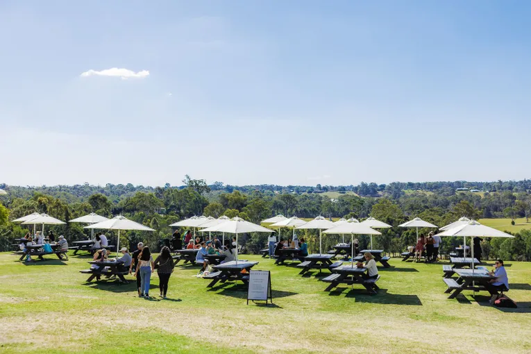 Moreton Bay Wine & Brewery Day Tour from Brisbane | Experience Oz