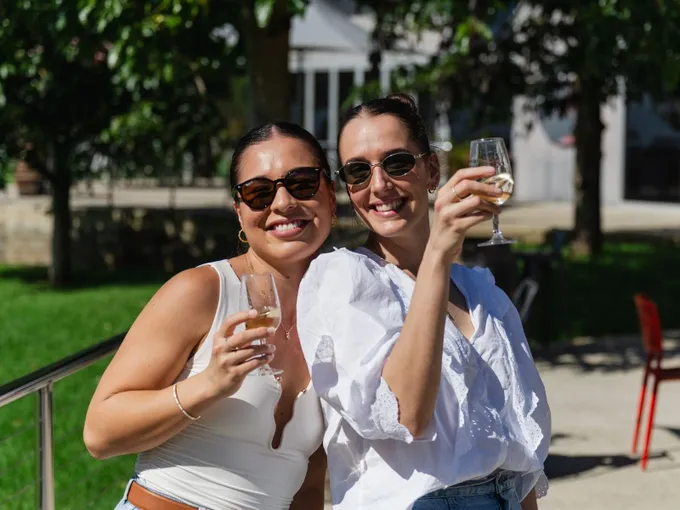 Moreton Bay Wine & Brewery Day Tour from Brisbane | Experience Oz