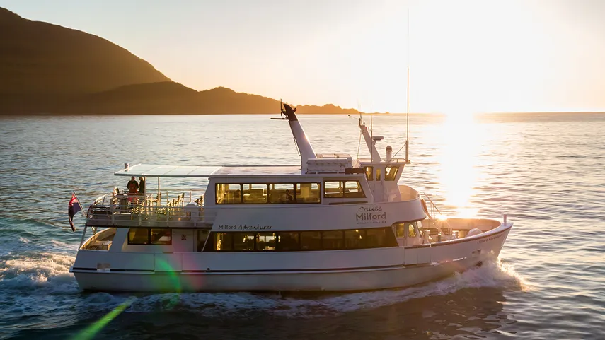 Te Anau to Queenstown & Milford Sound Tour | Experience Oz + NZ