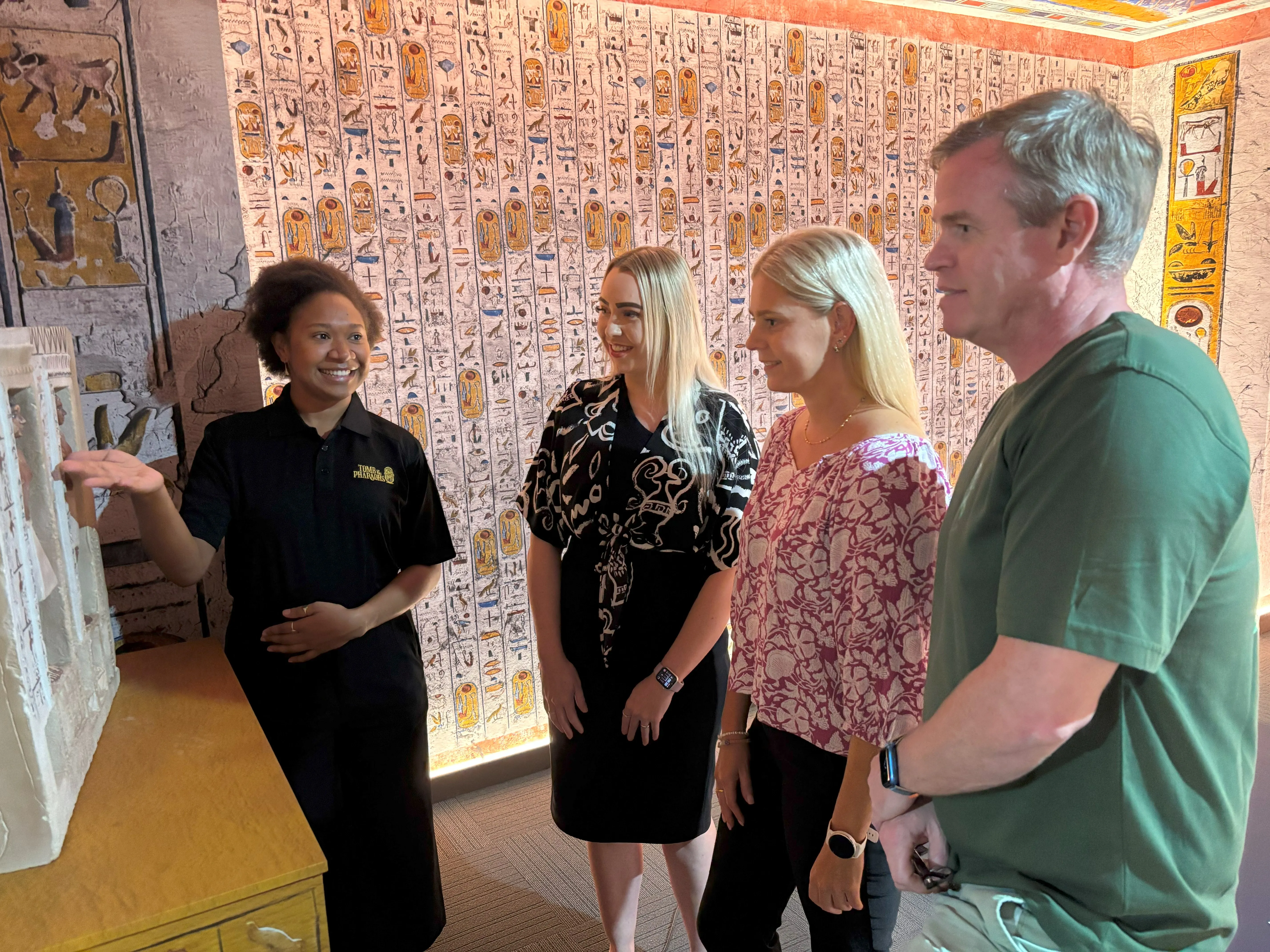 Tomb of the Pharaohs Evening Tour & 3 Course Meal | Experience Oz-3