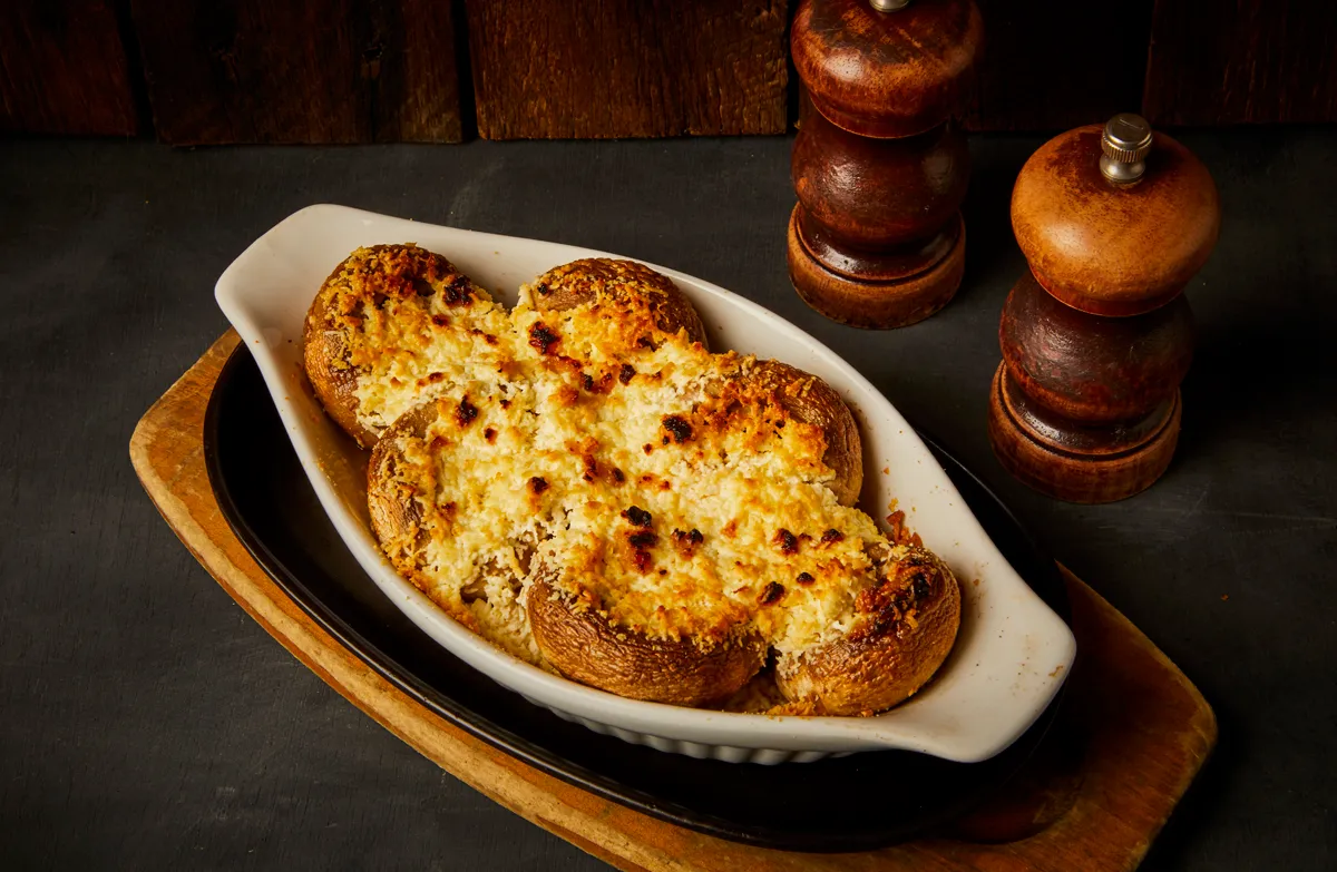 Tomb of the Pharaohs Evening Tour & 3 Course Meal | Experience Oz-7