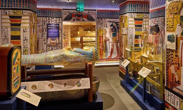 Ancient Egypt Night Tour & 2 Course Dinner