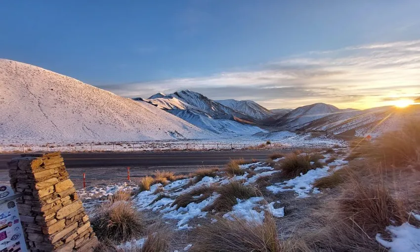 Mt Cook to Queenstown Scenic Tour - One Way | Experience Oz + NZ