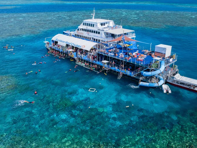 Great Barrier Reef Cruise Out & Return Helicopter Flight to Cairns | Experience Oz