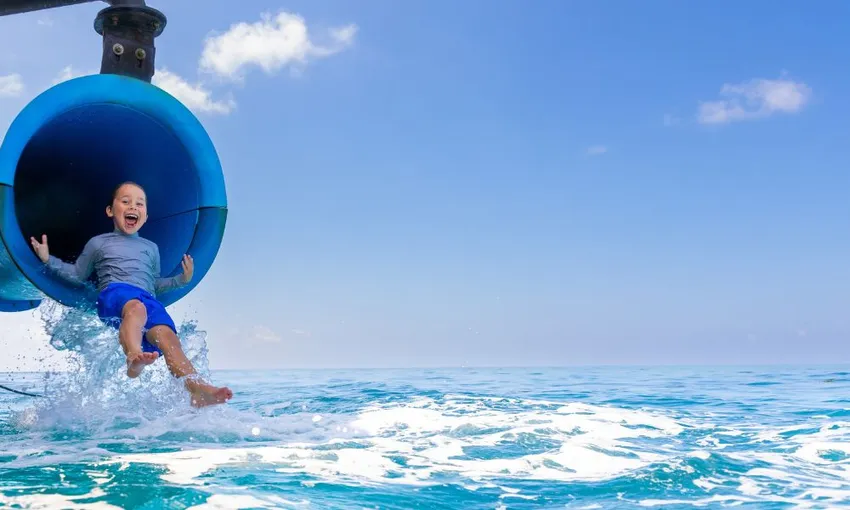 Great Barrier Reef Pontoon Day & 10 Minute Helicopter Flight