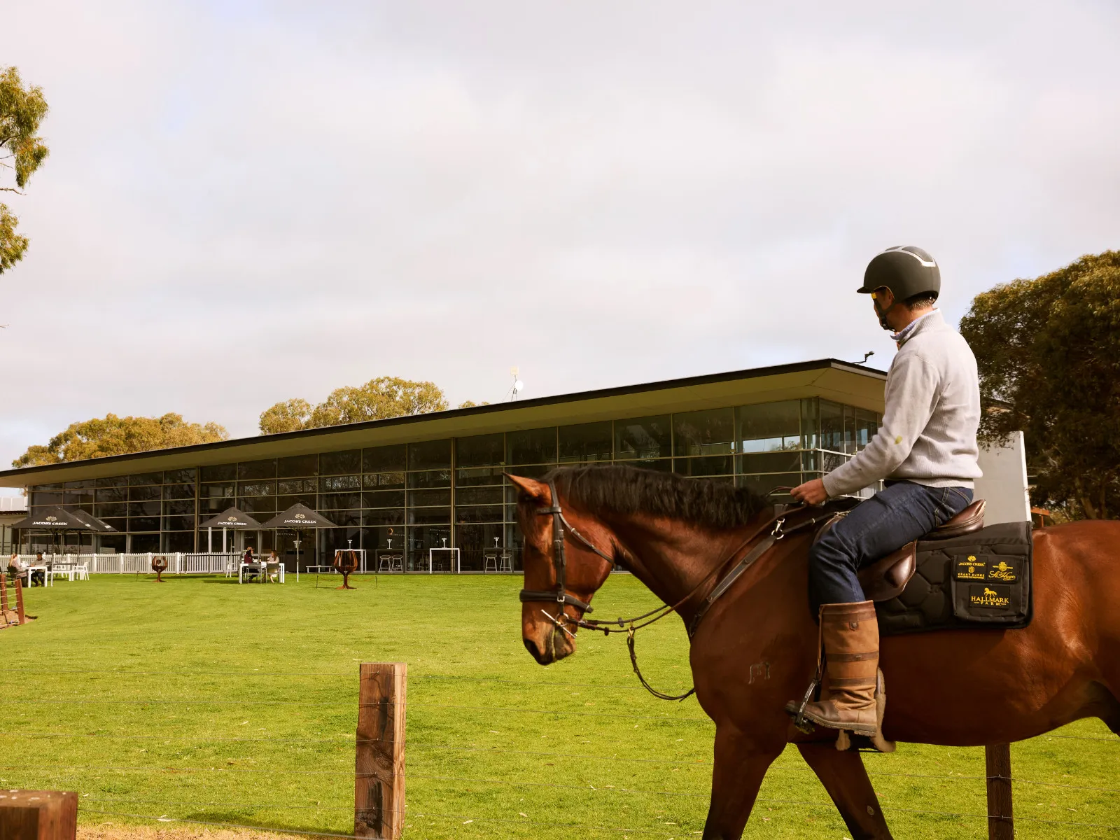 Private Horse Ride, Wine Tasting & Tour, 2.5 Hours | Experience Oz-6