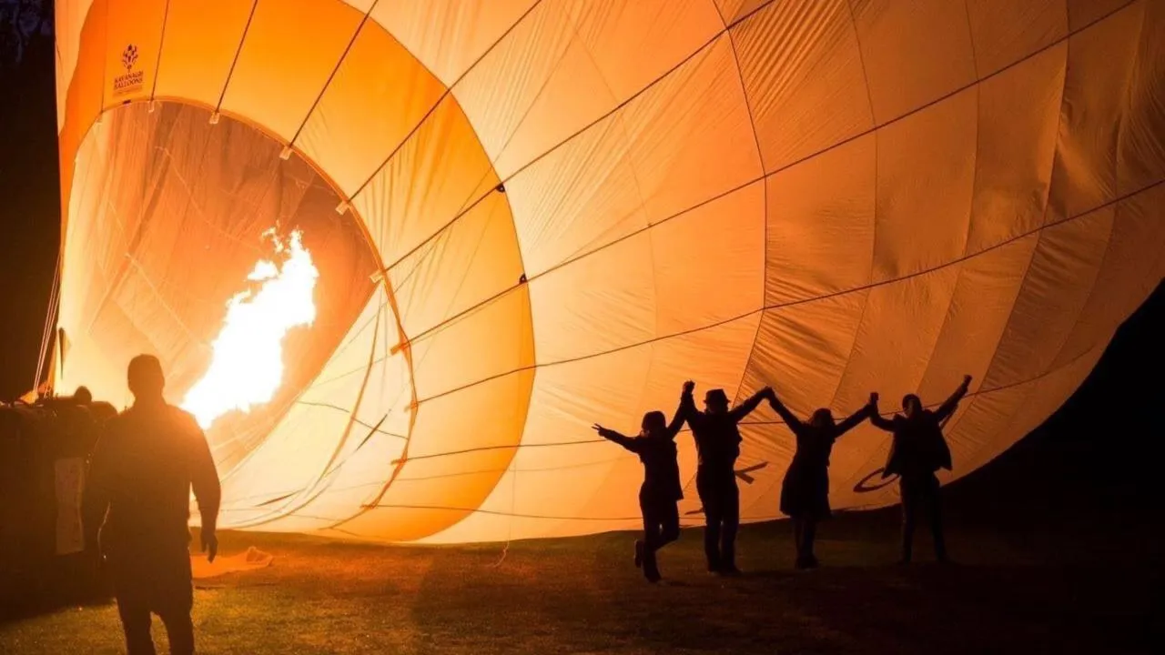 Yarra Valley Hot Air Balloon Flight & Transfers | Experience Oz-4