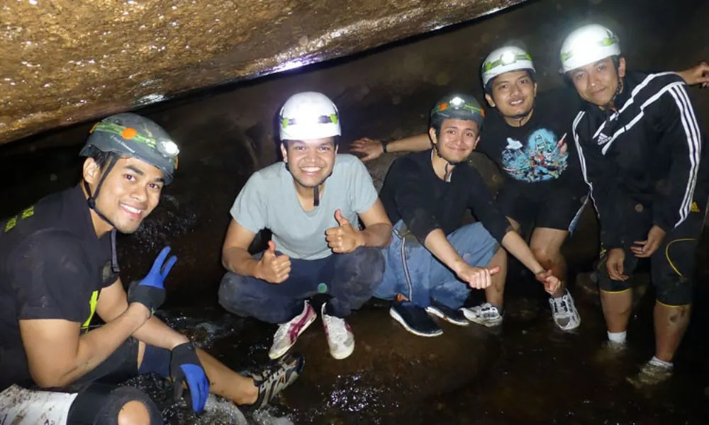 Yarra River White Water Rafting & Caving Day Tour | Experience Oz-6