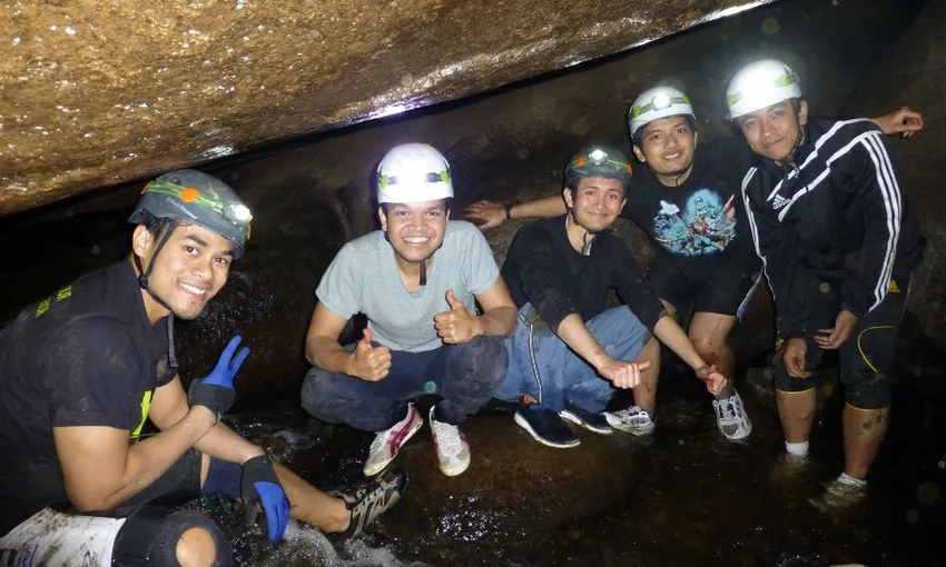 Britannia Caves Guided Caving Adventure - 2 Hours | Experience Oz