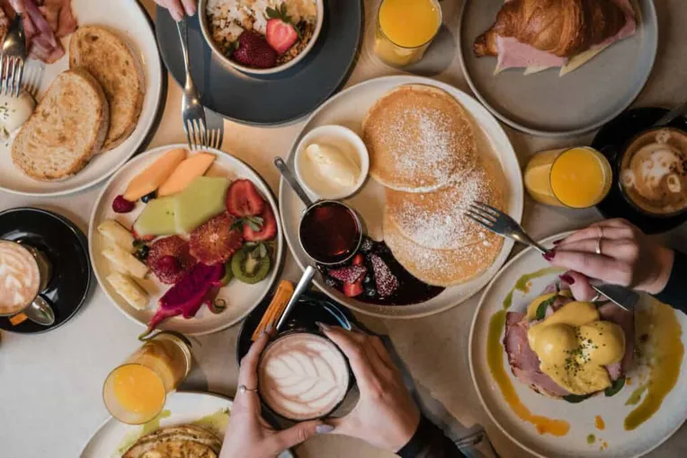 Adelaide Oval Roof Climb & Breakfast - 3 Hours | Experience Oz