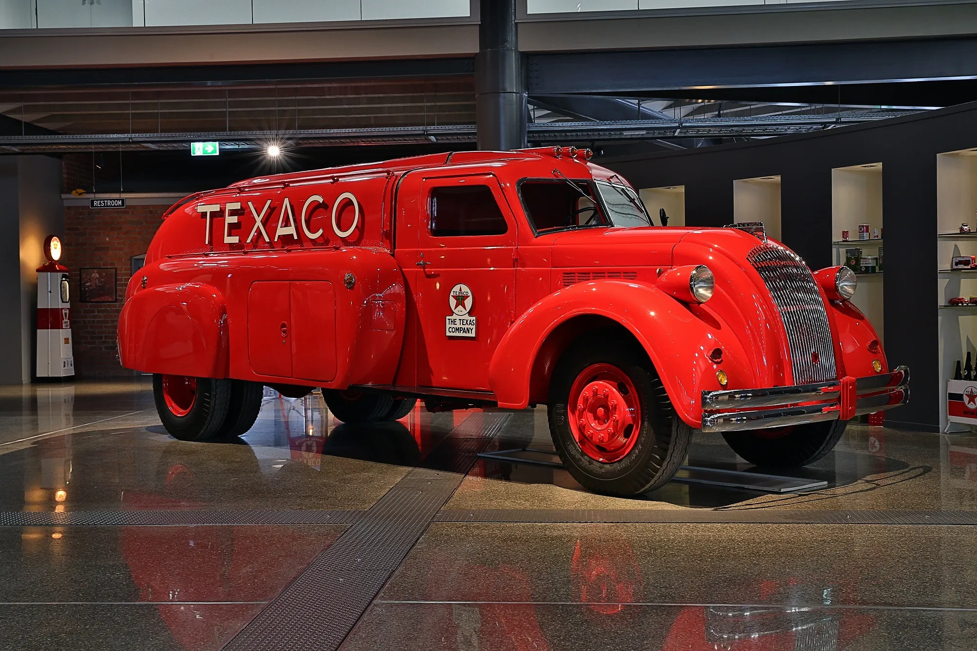 Transport World Admission and Tour - 1 Hour | Experience Oz + NZ-3