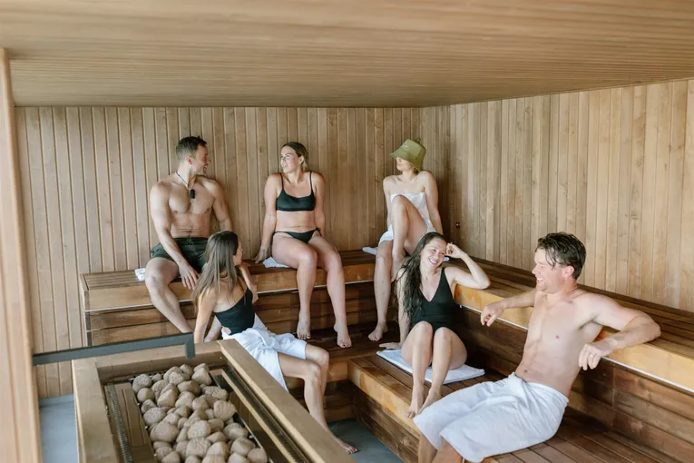 Queenstown Sauna and Plunge - 75 Minutes | Experience Oz + NZ