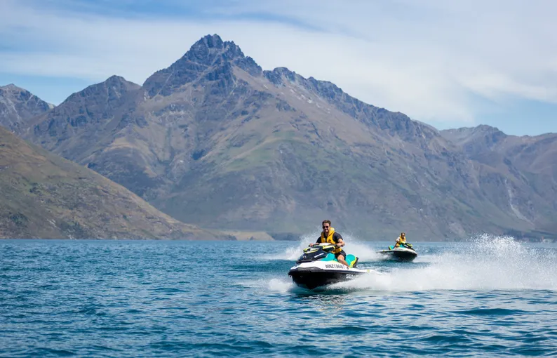 Guided Jet Ski Tour, 1 Hour - Lake Wakatipu