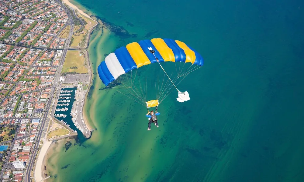 Melbourne Tandem Skydive with Transfer - Weekend | Experience Oz-4