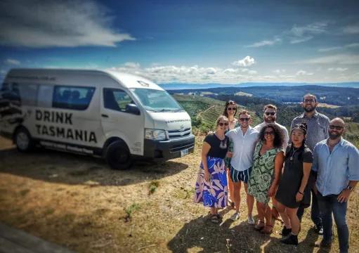 Gin & Whiskey Tasting Tour with Transfer & Lunch - Full Day