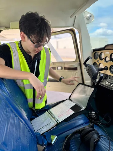 Aerobatics Hands On Flight, 1 Hour - Perth