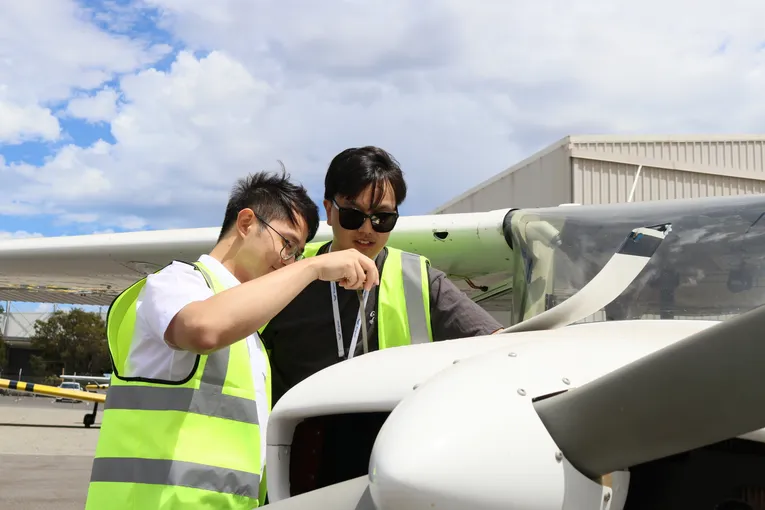 Hands On Guided Trial Flight Experience, 45 Minutes - Perth