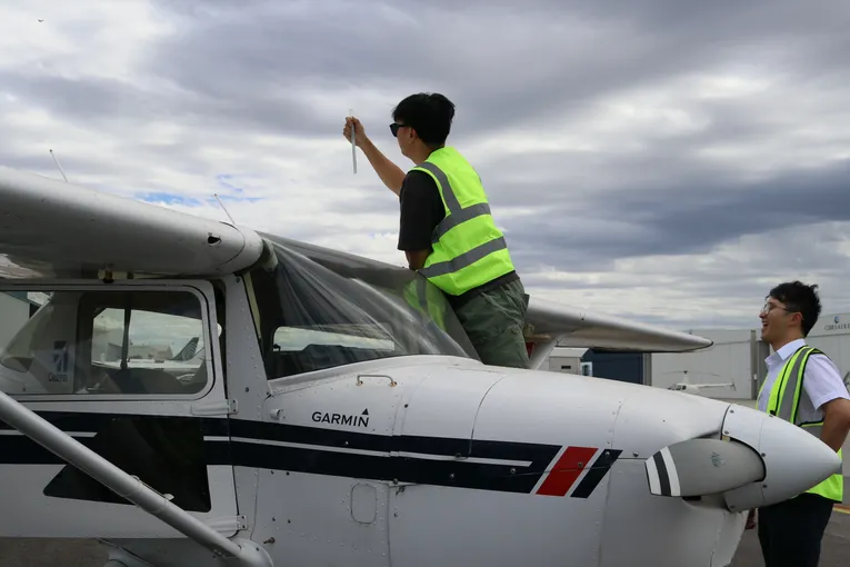 Hands On Guided Trial Flight Experience, 1 Hour - Perth
