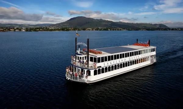 Lake Rotorua Paddle Steamer Lunch Cruise - 1 Hour