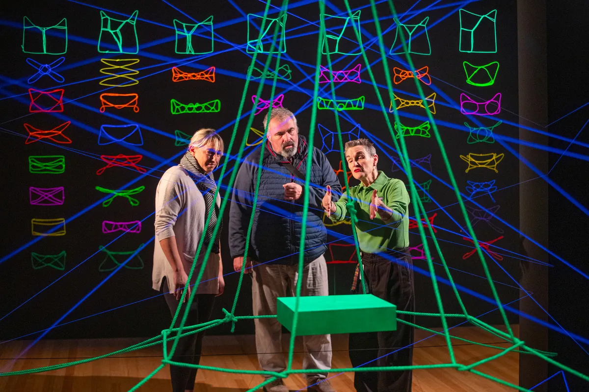 Te Papa Museum Art Narratives Guided Tour | Experience Oz + NZ-5