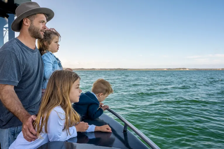 Coffin Bay Short and Sweet Oyster Farm Tour - Book Now | Experience Oz