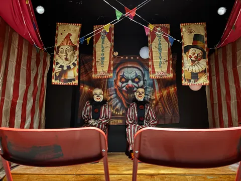 Gold Coast Haunted House Entry with Live Actors - 15 Minutes