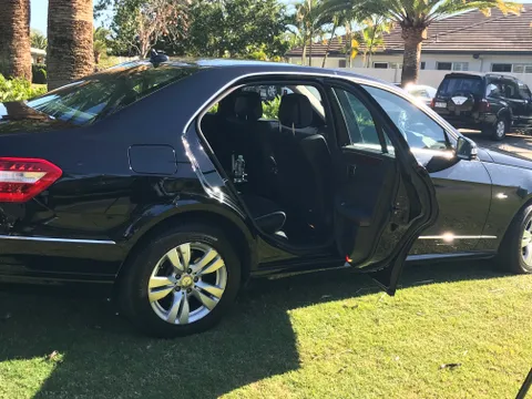 Brisbane Airport to Gold Coast Hotels Luxury Transfers