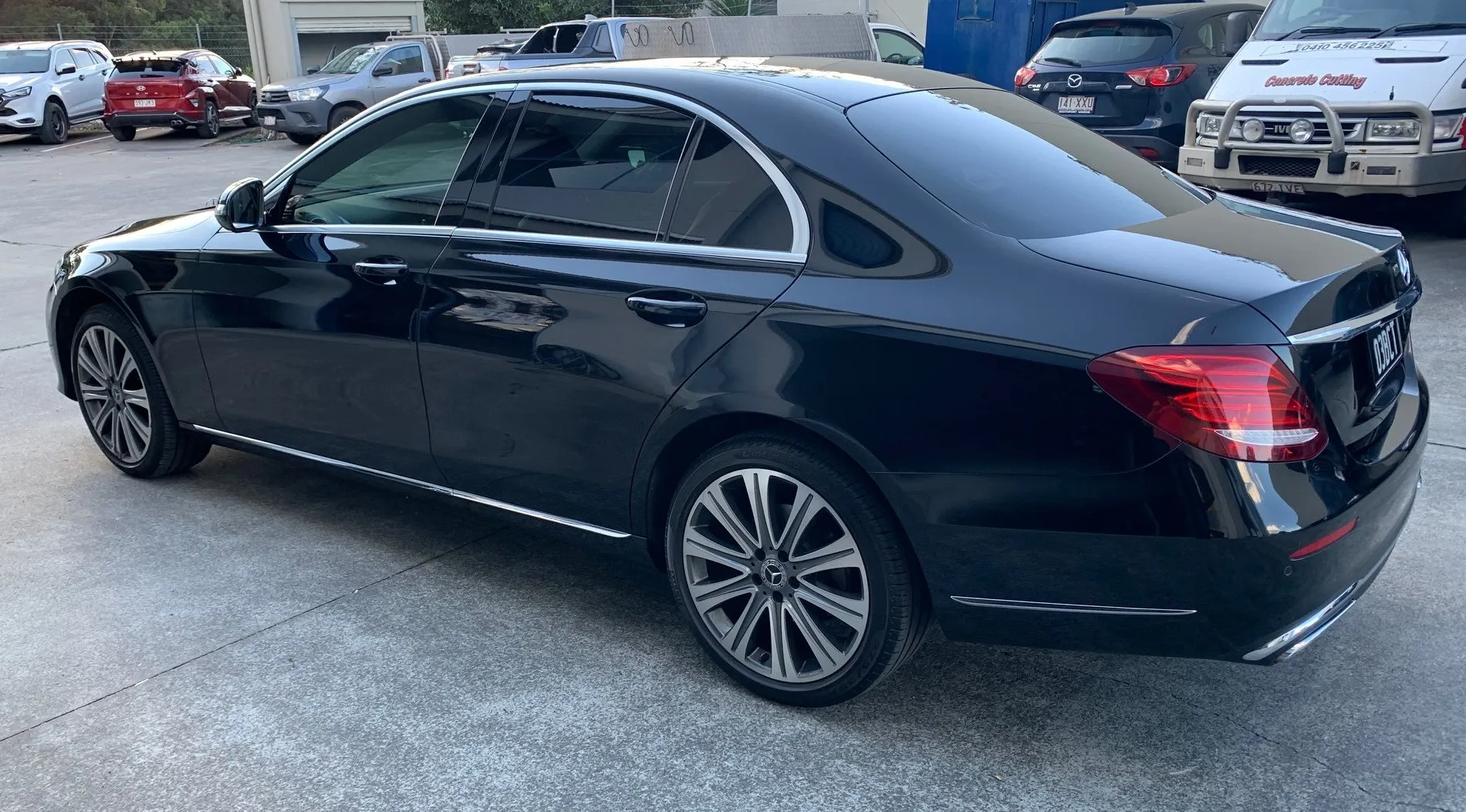 Luxury Vehicle Hire with Chauffeur - 4 Hours | Experience Oz-4