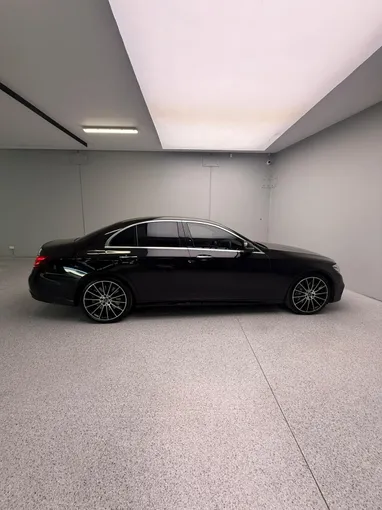 Luxury Vehicle Hire with Chauffeur - 4 Hours | Experience Oz
