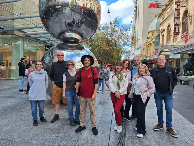 Adelaide Walking Tour & River Cruise - 3 Hours | Experience Oz