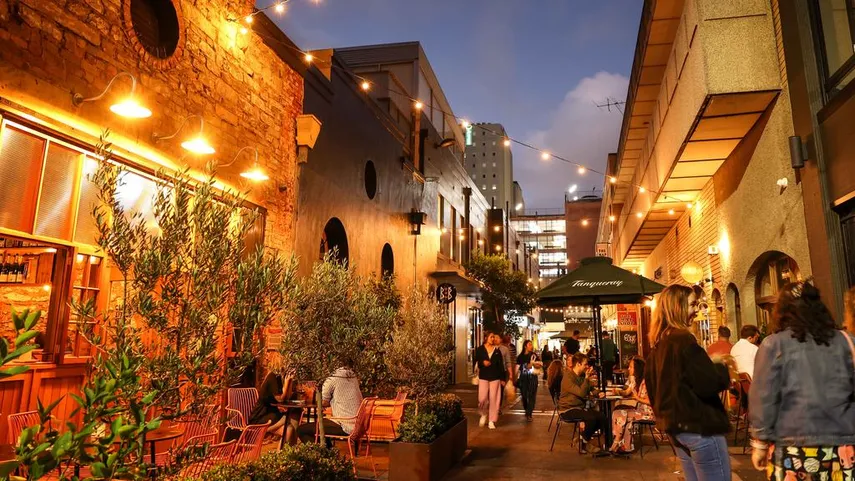 Adelaide Nite Bites Guided Walking Tour - 2 Hours | Experience Oz