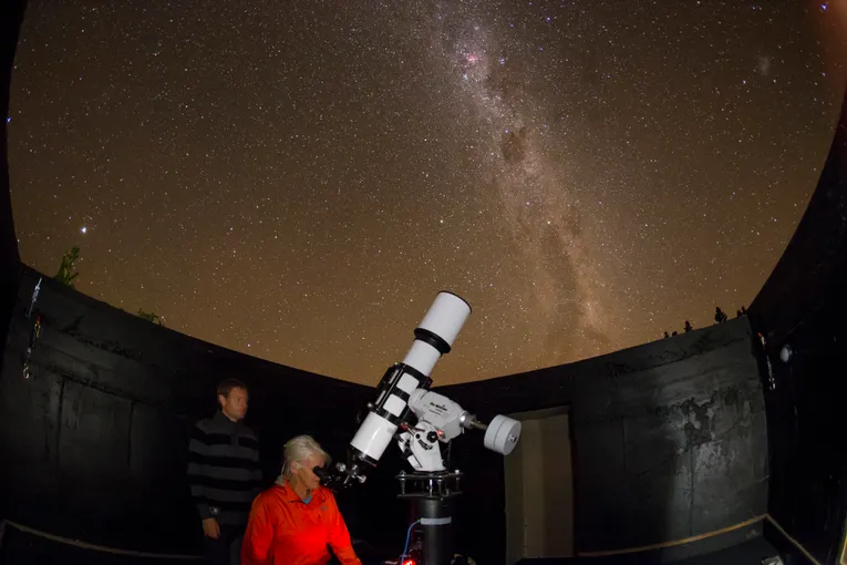 Lake Pukaki Multi Course Meal & Stargazing | Experience Oz + NZ
