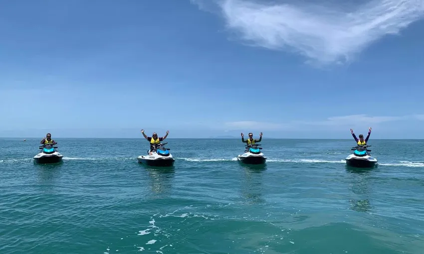 Cape Cleveland Guided Jet Ski Tour - 2.5 Hours | Experience Oz